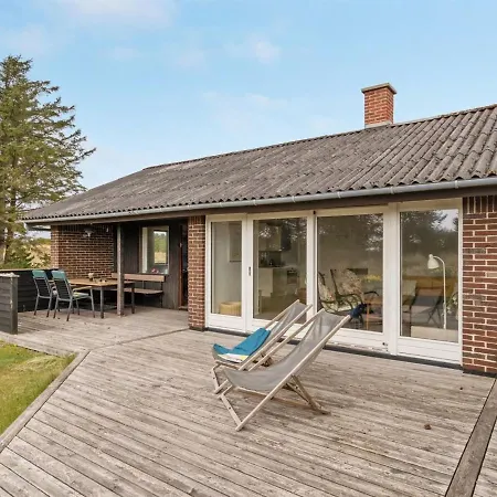 Thorgisl - 1-4km From The Sea In Western Jutland By Interhome