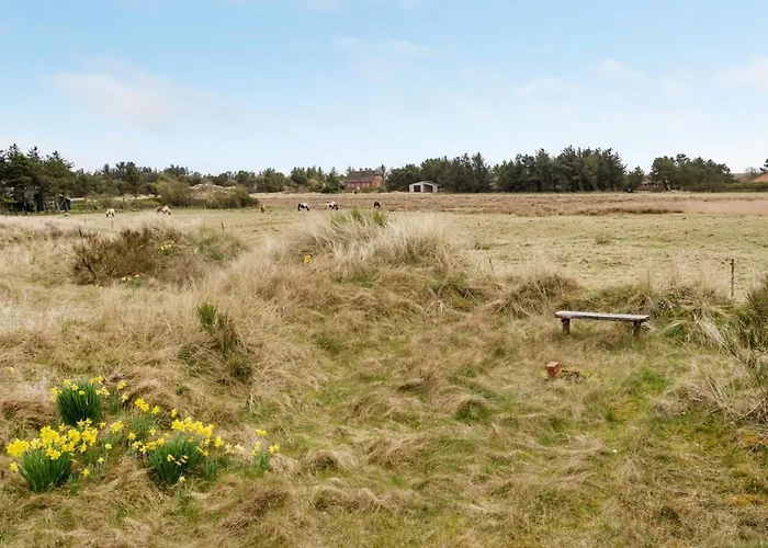 Thorgisl - 1-4km From The Sea By Interhome